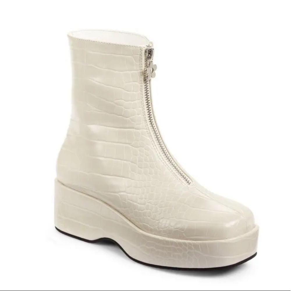 Lisa Says Gah Chloe Boot White Crock